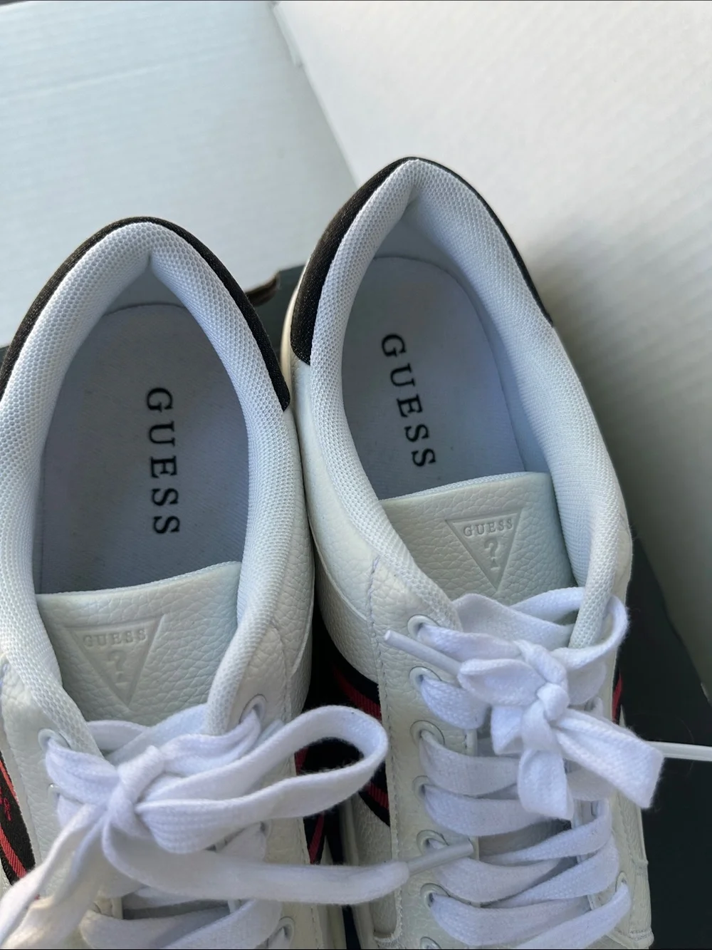 GUESS Men’s White Low-Top Sneakers with Black & Red Stripes